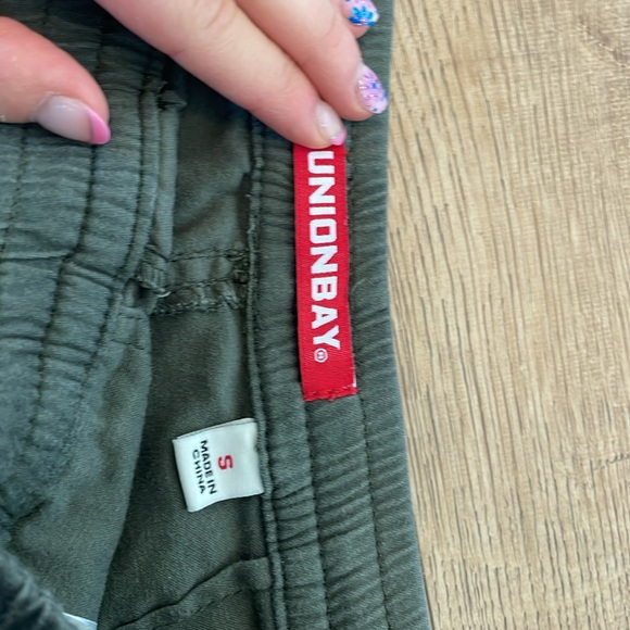 Union bag size S army green shorts. - Picture 3 of 3